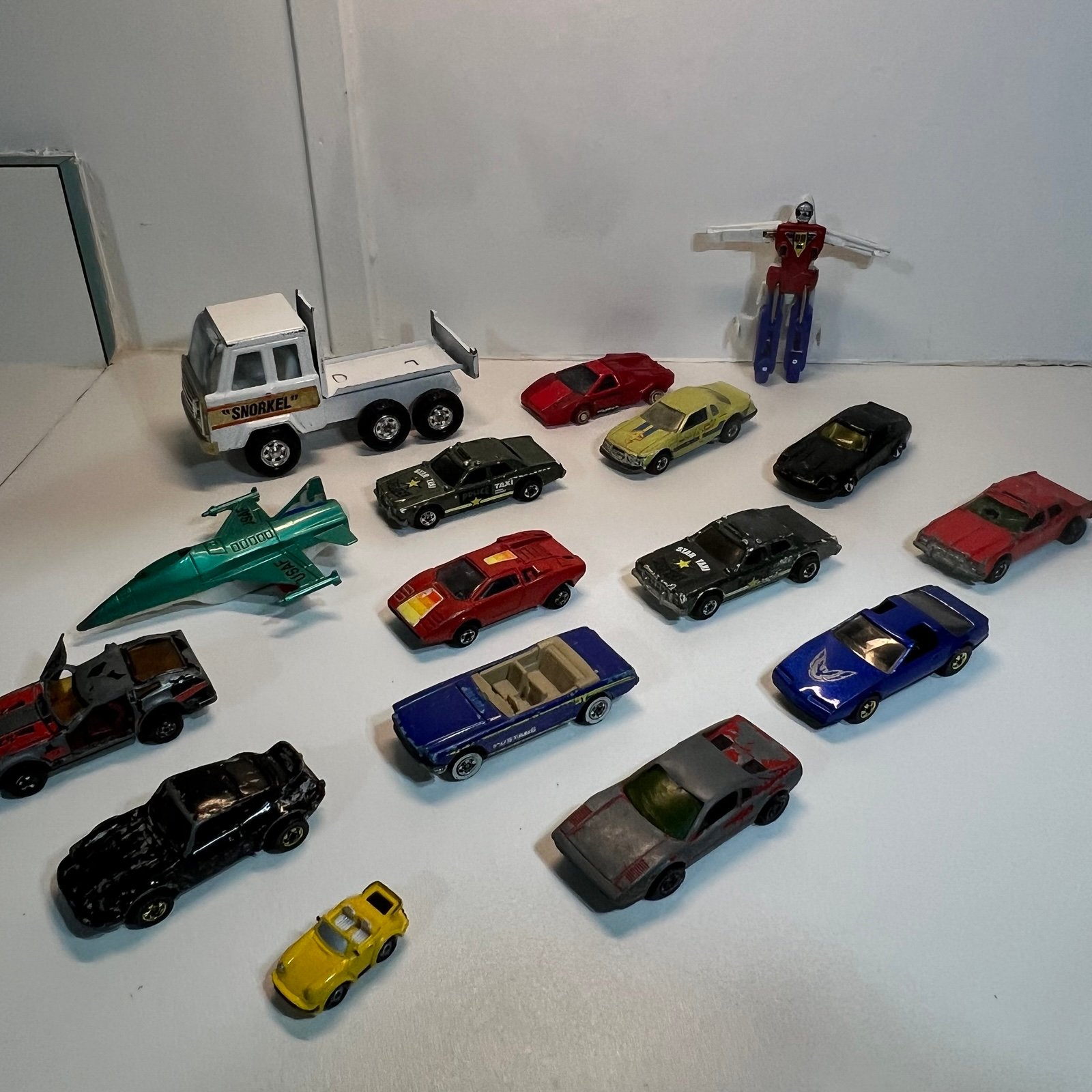 Hot wheels Lot hot wheels Racebait 308 1977  Vintage Bandai GoBots Water Walk KO