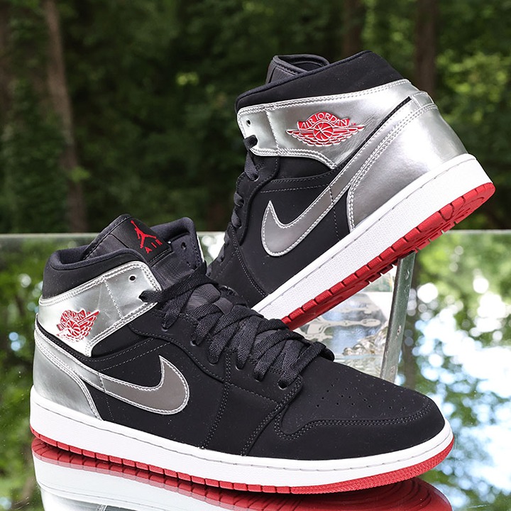 Air Jordan 1 Mid Johnny Kilroy Men’s Size 11.5