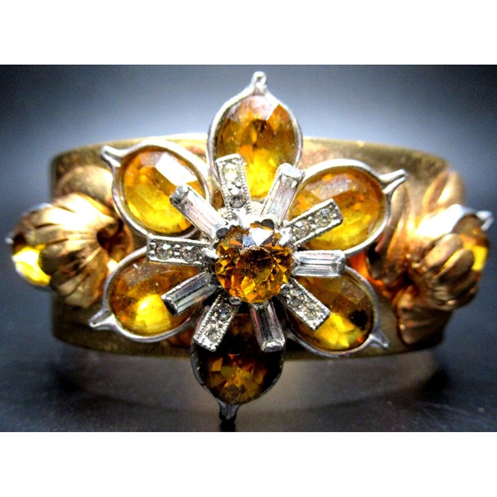 PENNINO Unsigned Pointed Petals Amber Rhinestone Vintage Bracelet