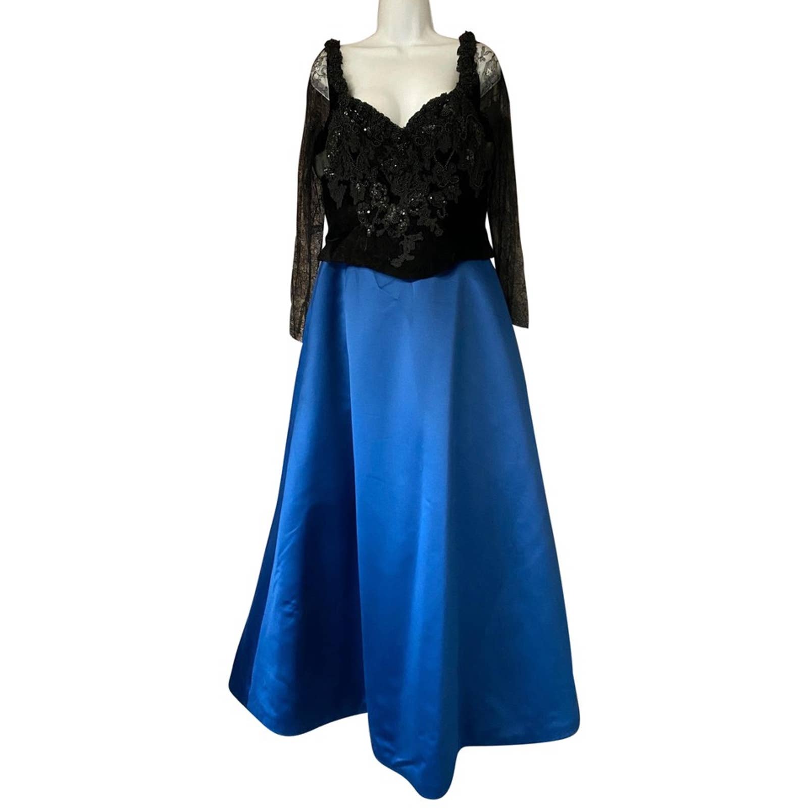 SAN CARLIN NEIMAN MARCUS BLACK AND BLUE EVENING GOWN 14