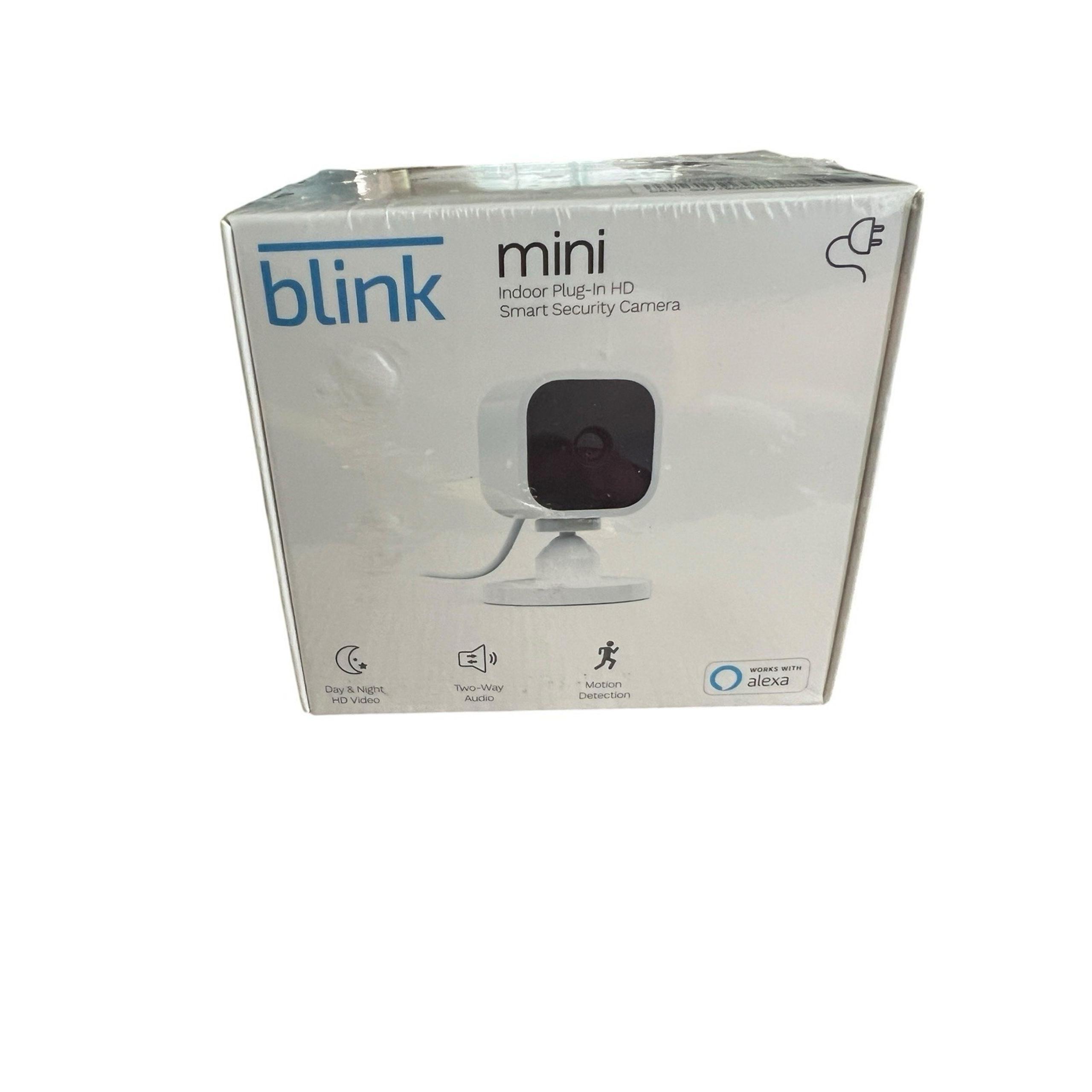 Blink Mini Indoor Plug-in 1080 HD Smart Security Camera  Video  Alexa New In Box