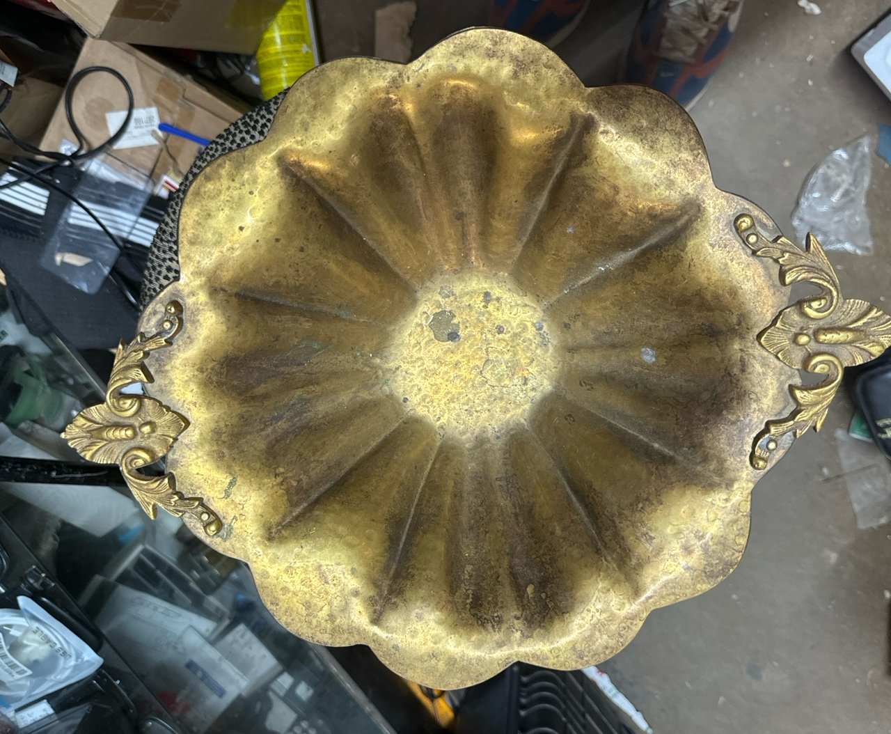 Vintage ornate brass hammer scalloped flower clawfoot decorated bowl