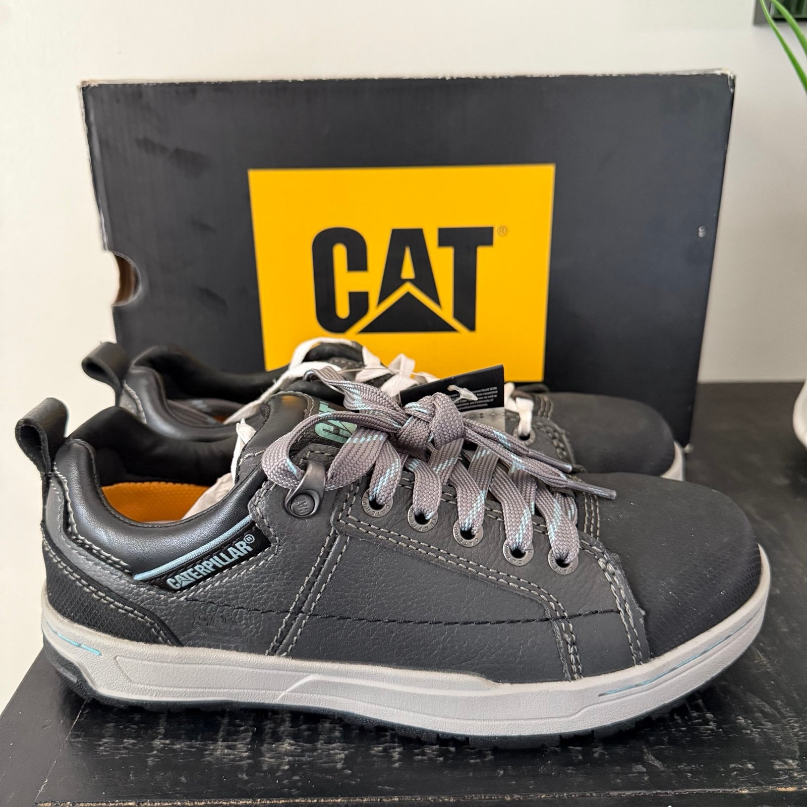 Caterpillar Shoes 90266 EH Brode Grey Steel Toe Work Shoes New NWT 7.5 Women