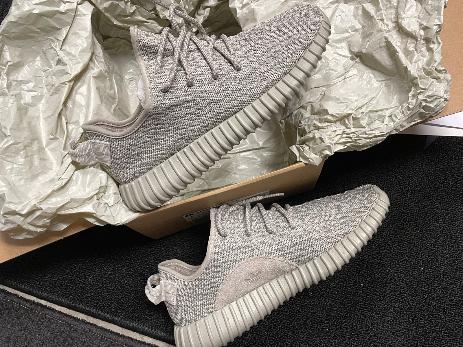 Adidas Yeezy 350 Moon Rock size 8 100% Authentic