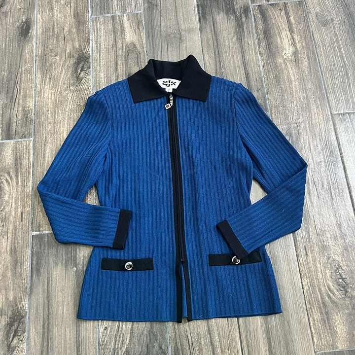 st. john SJK size 2 kint sweater jacket