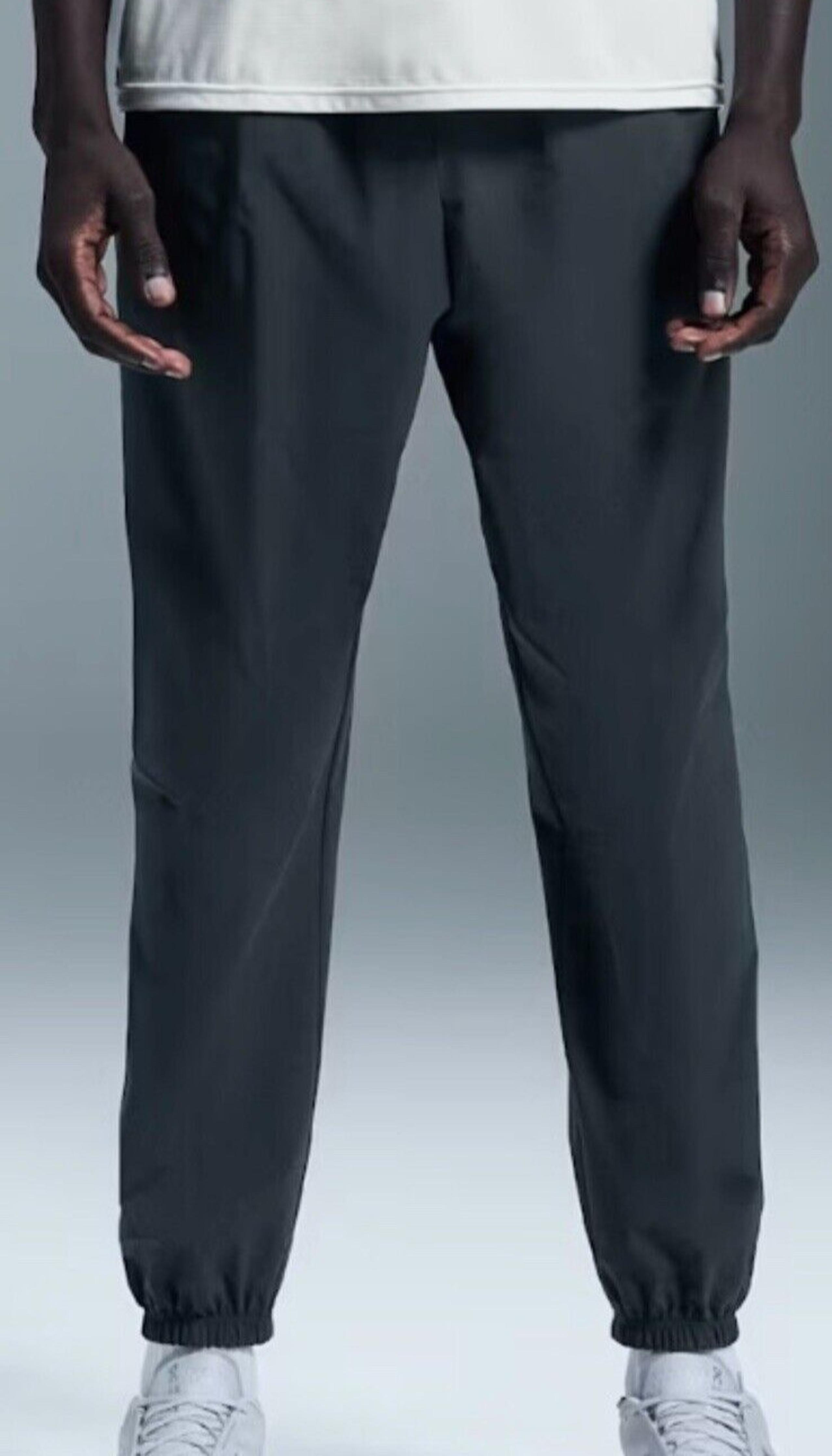 On Cloud Men’s Focus Active Pants Midnight