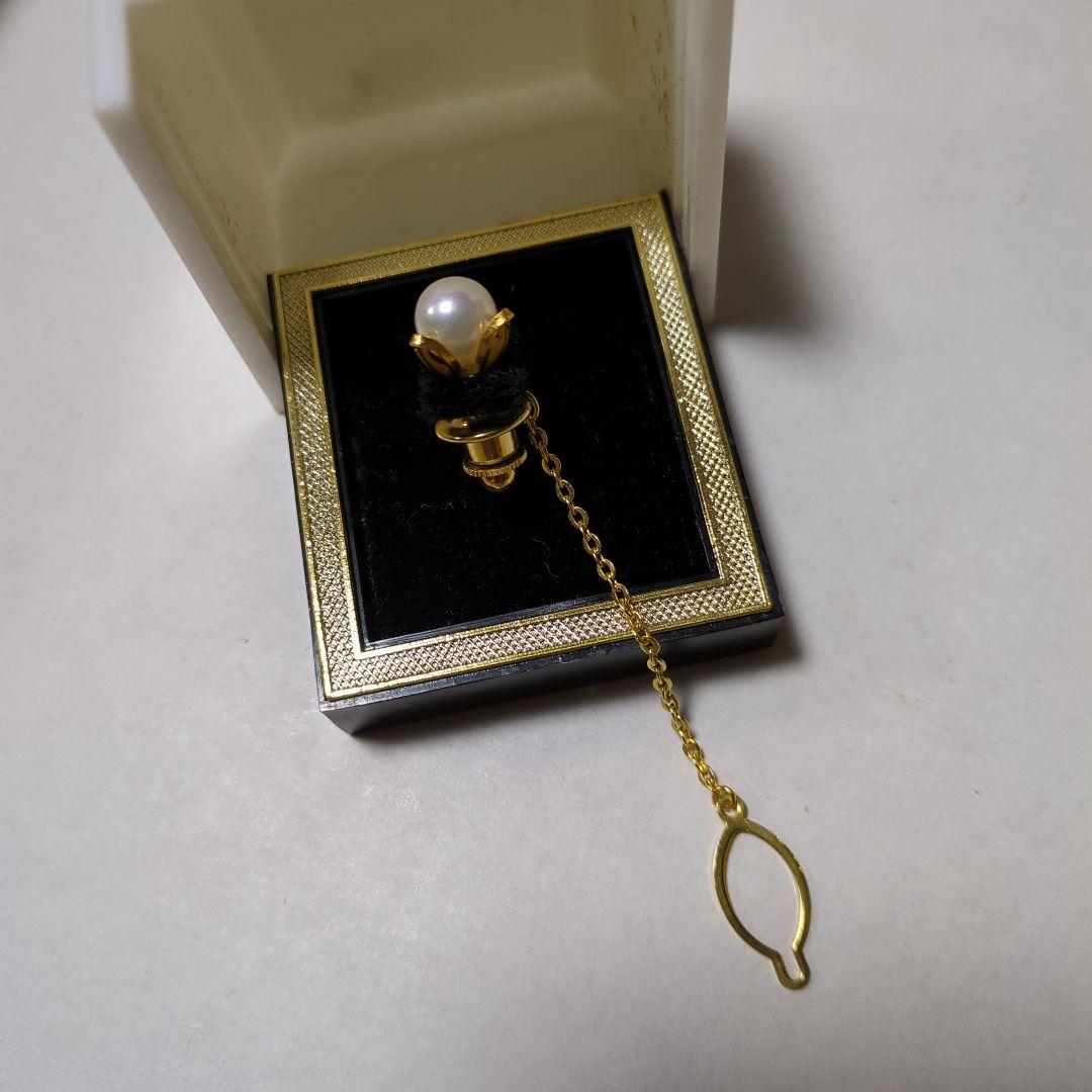 Pearl tie pin with chain