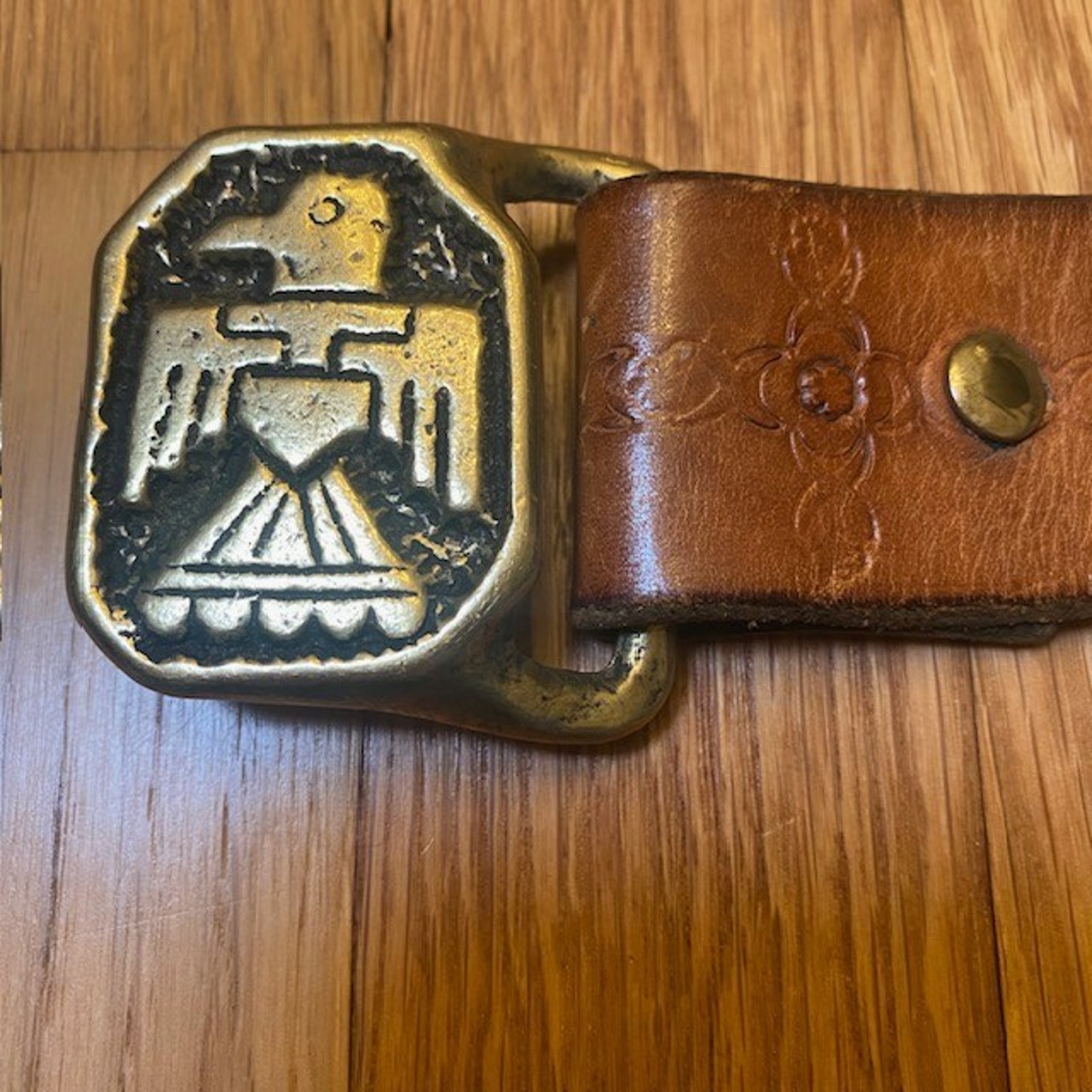 Vintage Thunderbird 1970s Trinity Solid Brass Punched Brown Leather Belt 32