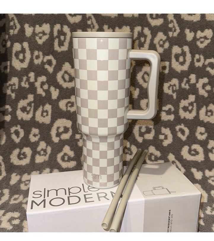 Simple modern checkmate