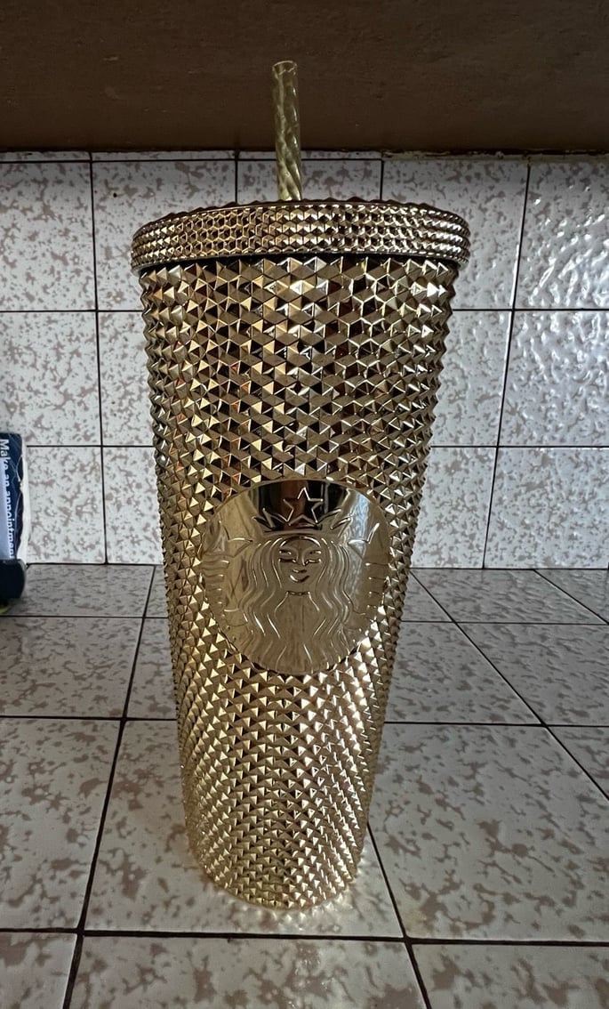 Starbucks Holiday 2022 Gold Venti Studded Diamond Tumbler Cold Cup 24oz