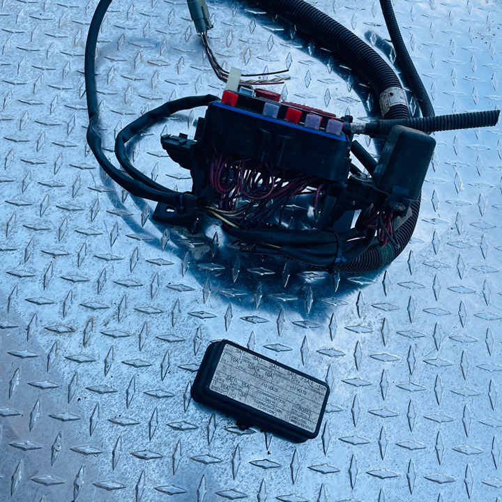 2008 SEADOO RXP 215 '08 OEM MAIN WIRE HARNESS & FUSE BLOCK 278002148 LOOM