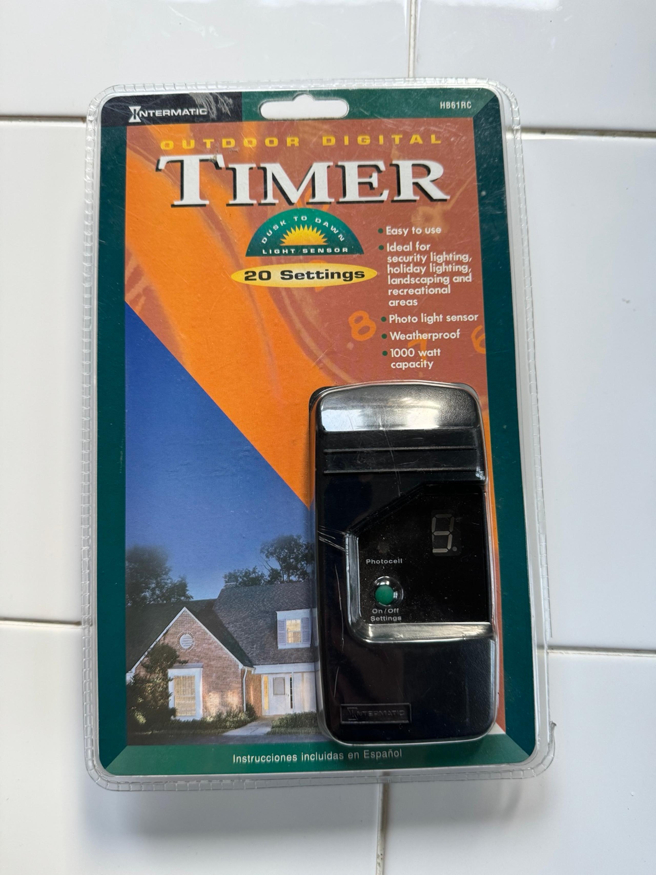 NWT Intermatic Outdoor Digital Timer with light sensor