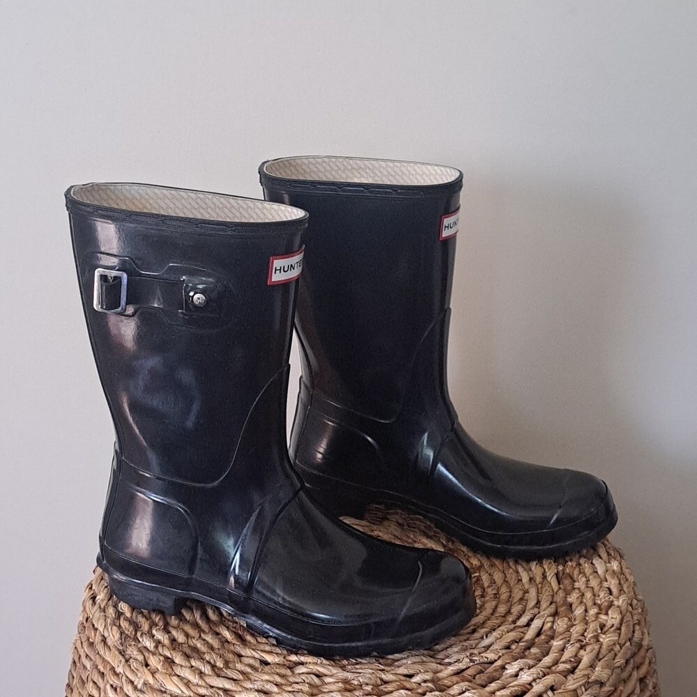 Hunter Unisex Original Black Gloss Mid Calf Rain Wellie Boots Size W8/M7/EU39