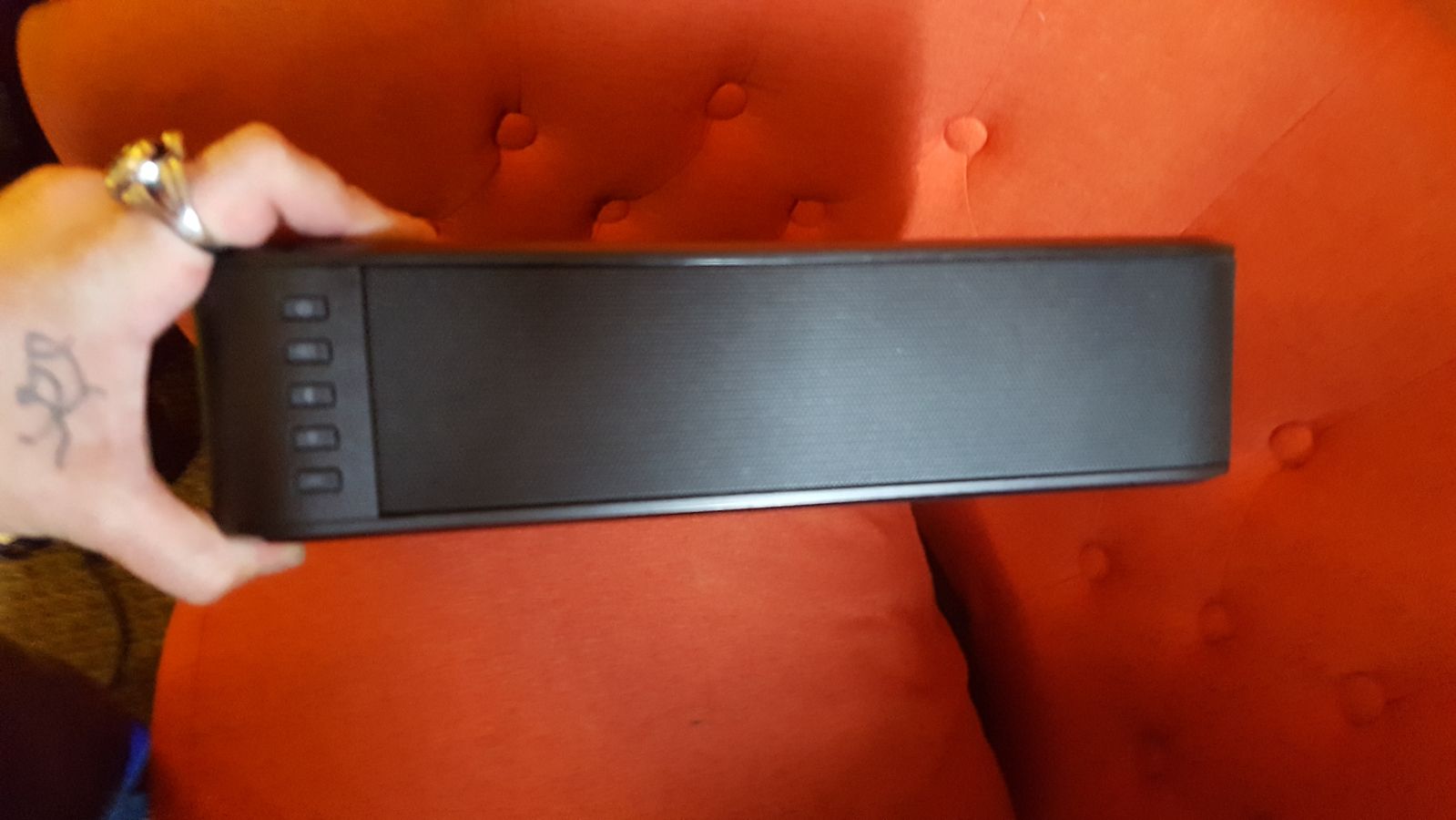Vizio speaker and built in sub