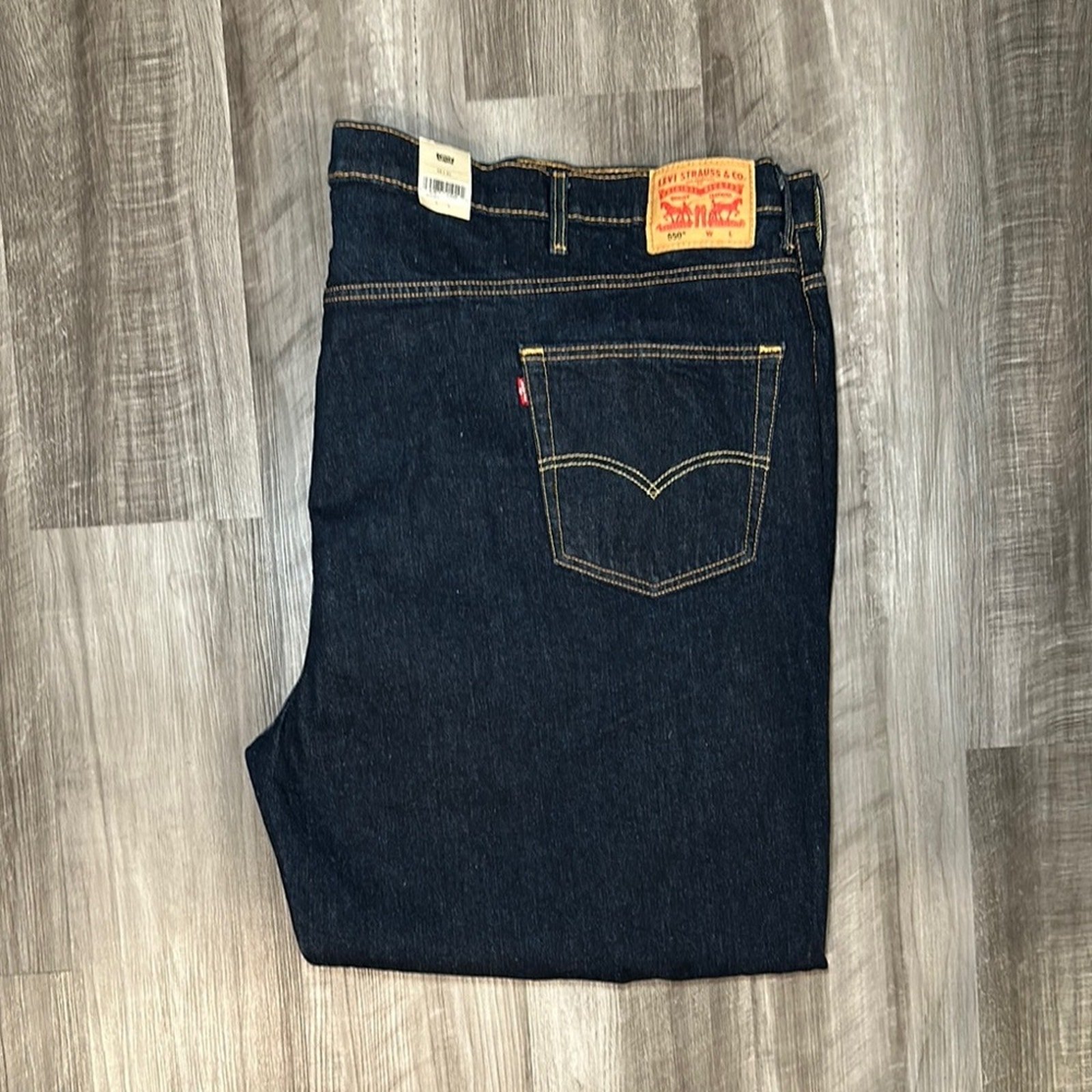 Levi's 550 Relaxed Fit Jeans - 58x30