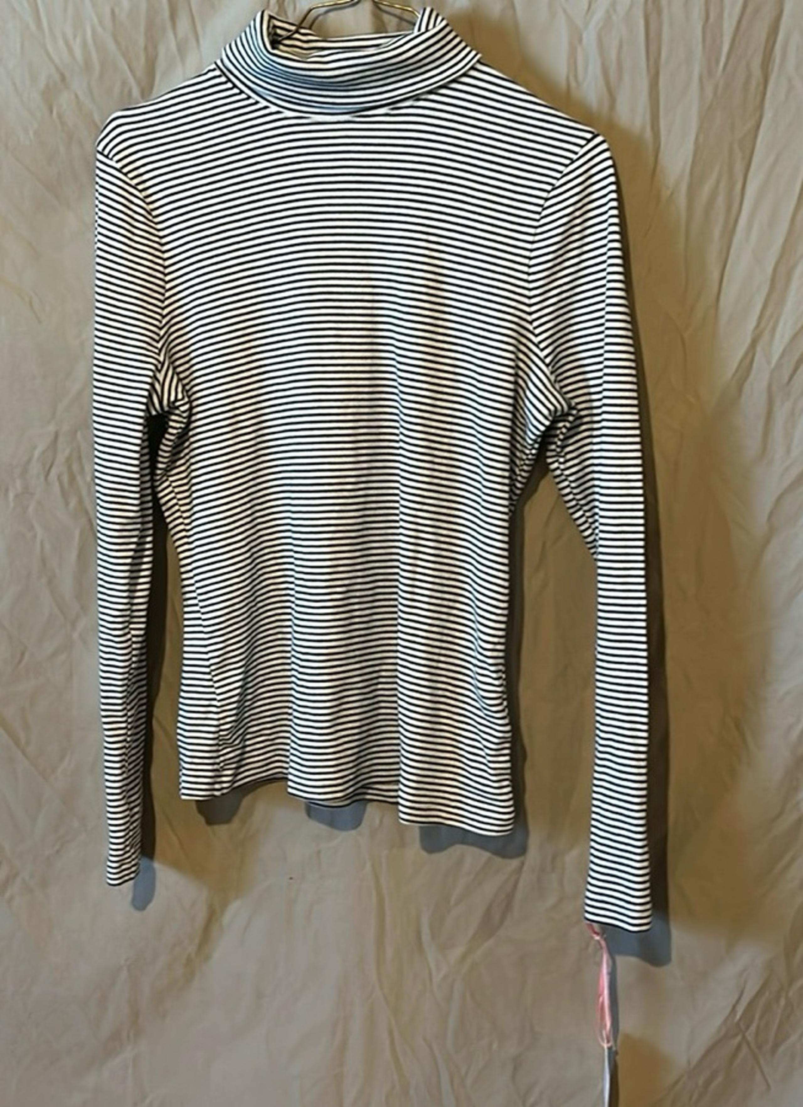Vineyard vines, long sleeve