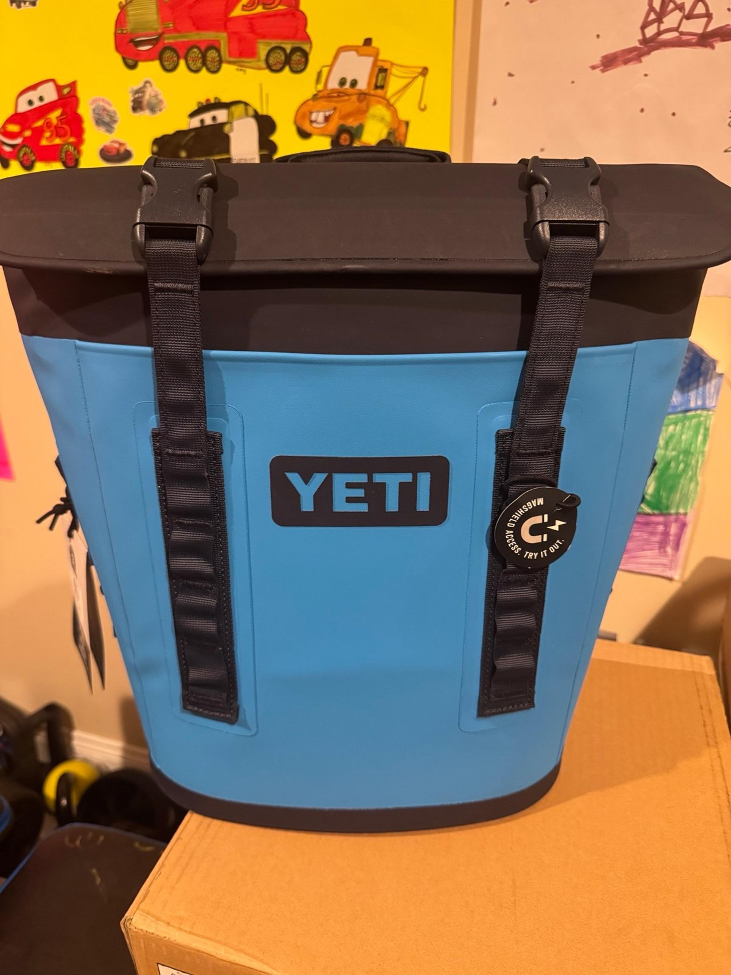 YETI M12 Backpack Cooler - Big Wave Blue
