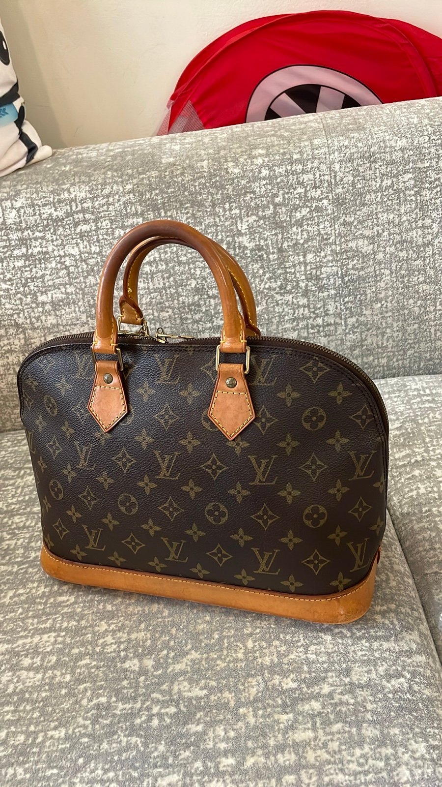Louis Vuitton Alma Monogram bag
