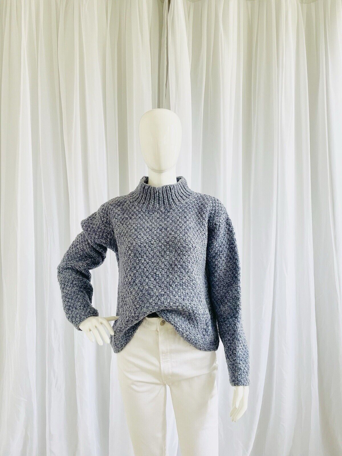 Indigenous Designs 100% Pure Wool Pullover Turtleneck Sweater Blue Small