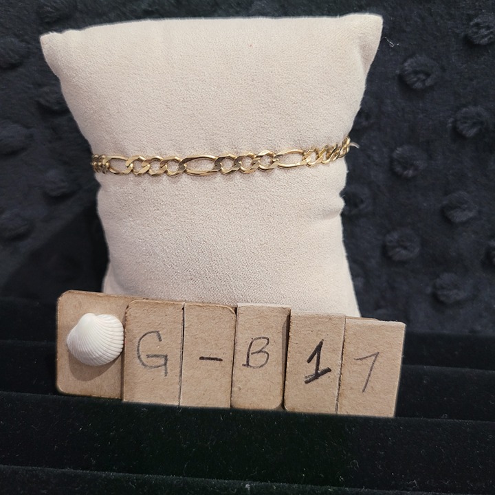Item # GB17 10K Gold(417) 7.5 in Figaro 4mm wide chain Bracelet