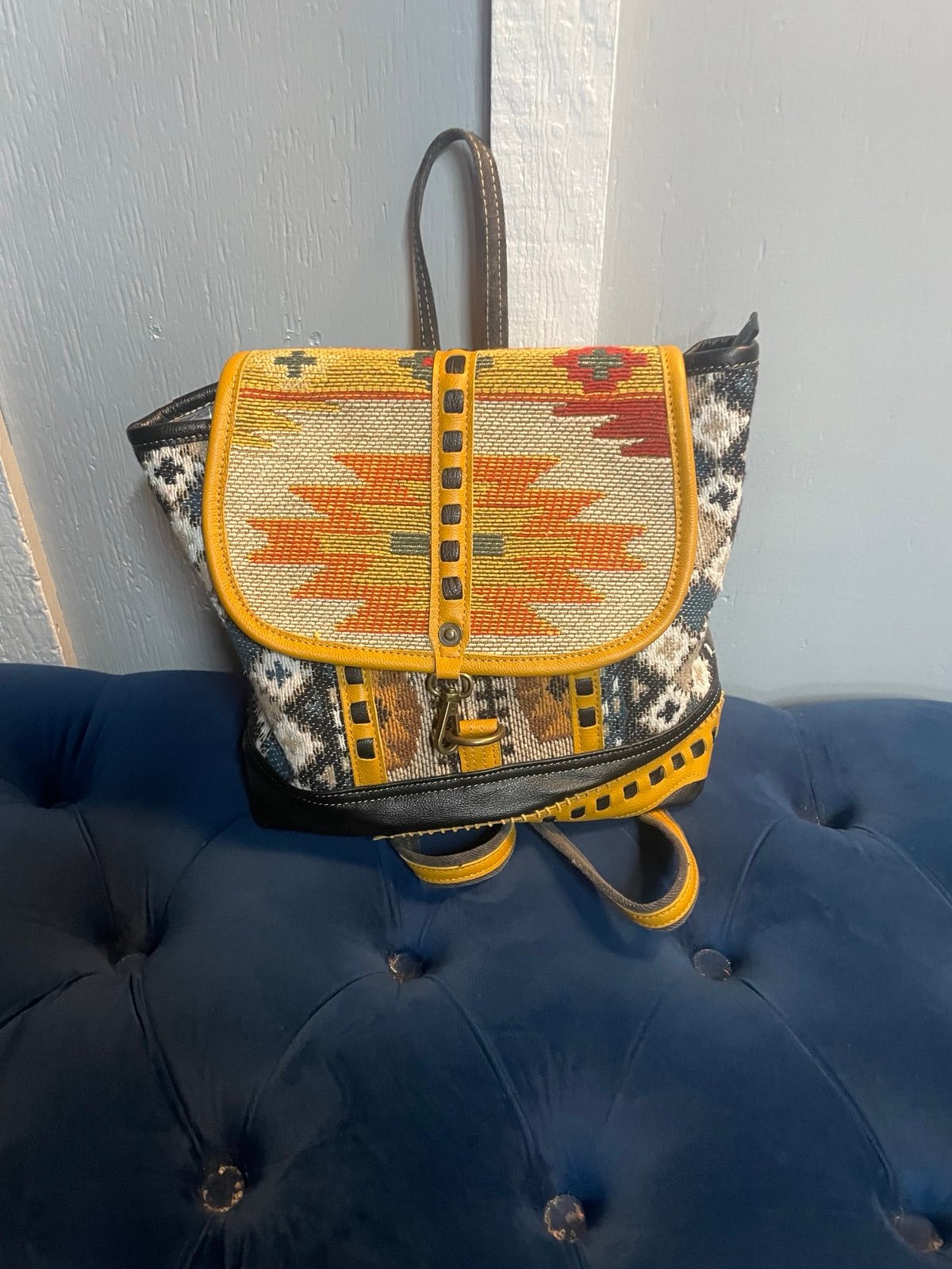 Myra bag