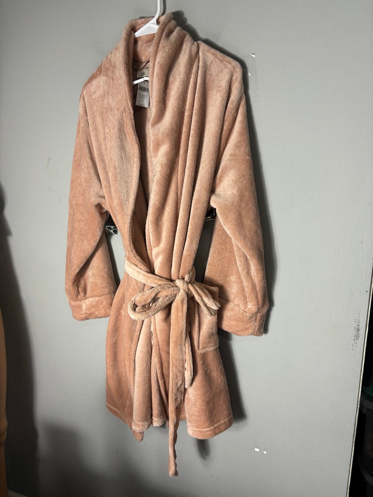 Soma Plush Short Robe size L/XL blush color NWT