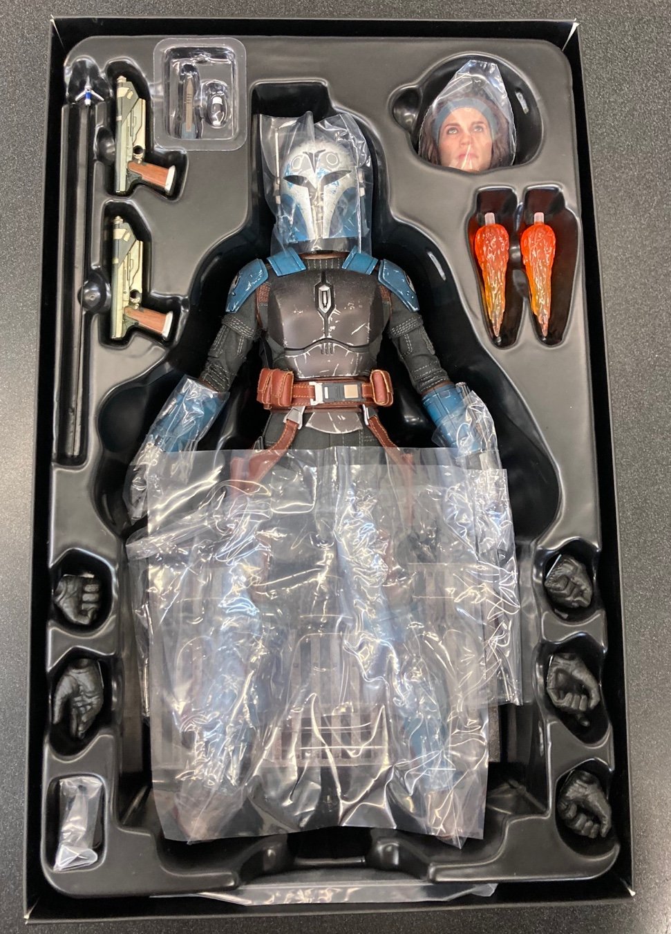 Hottoys Bo katan