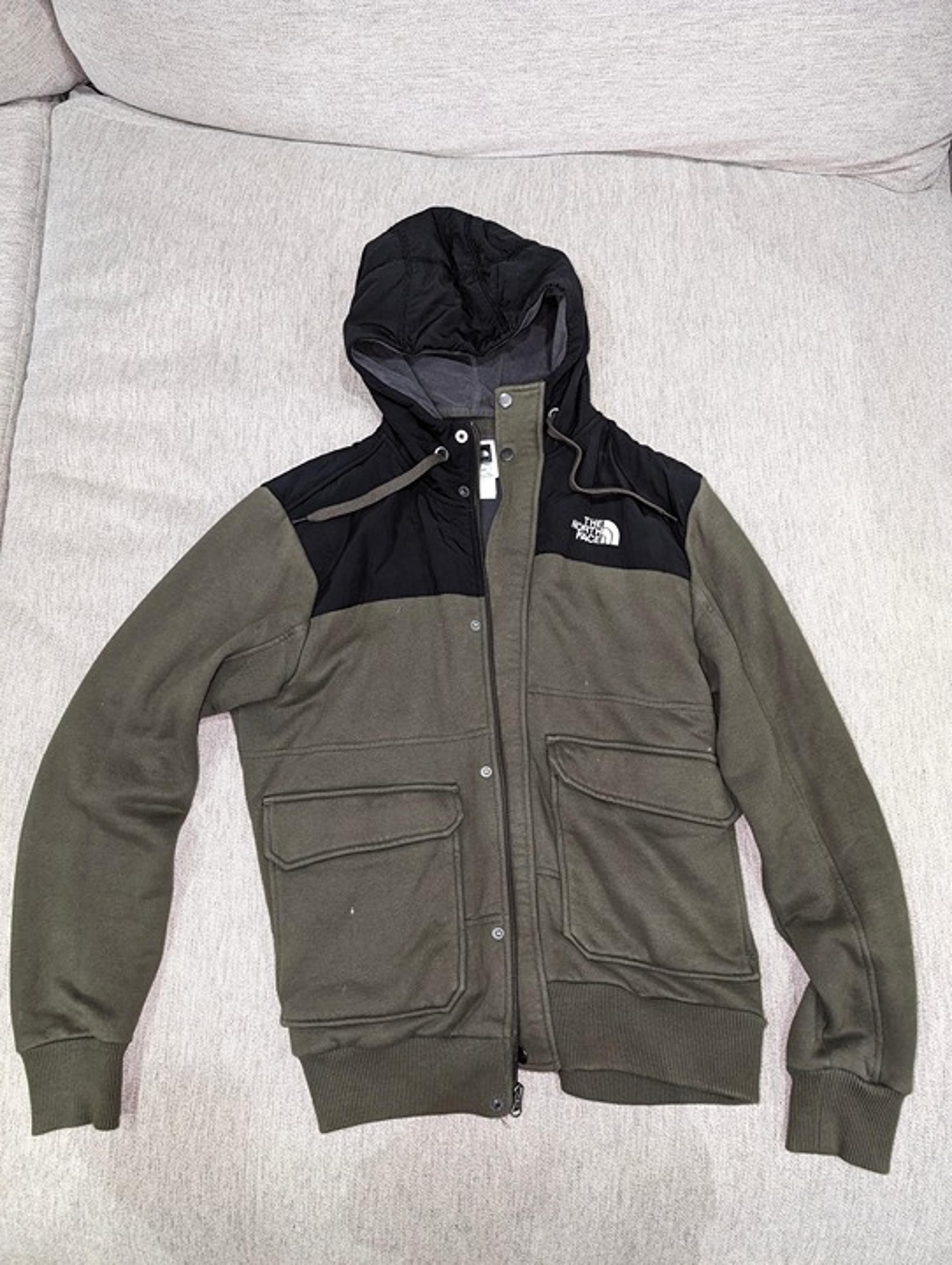 Mens, The North Face Winter Jacket, Fall13 A8WX, Black/Green