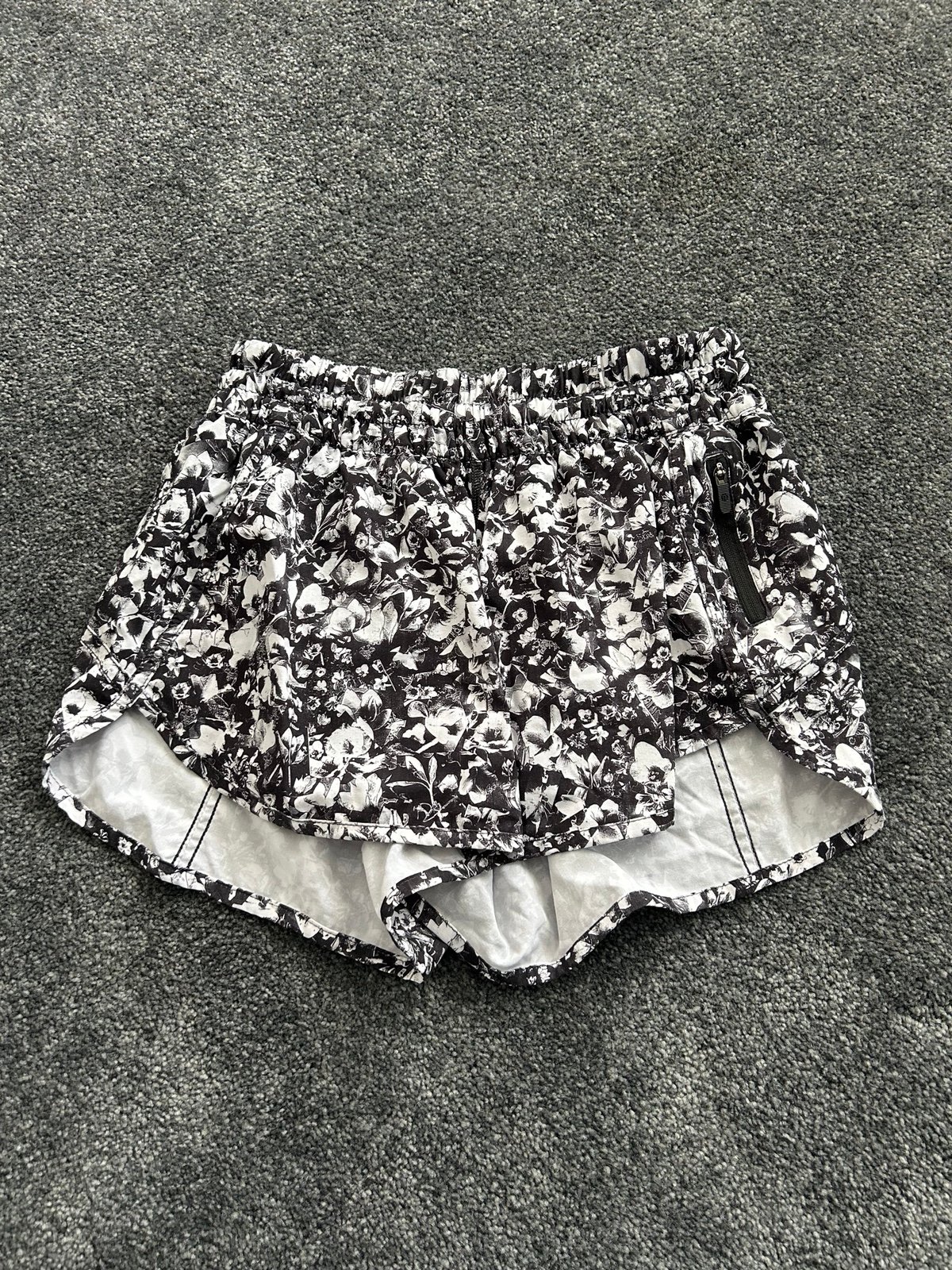 Women’s Lululemon Shorts