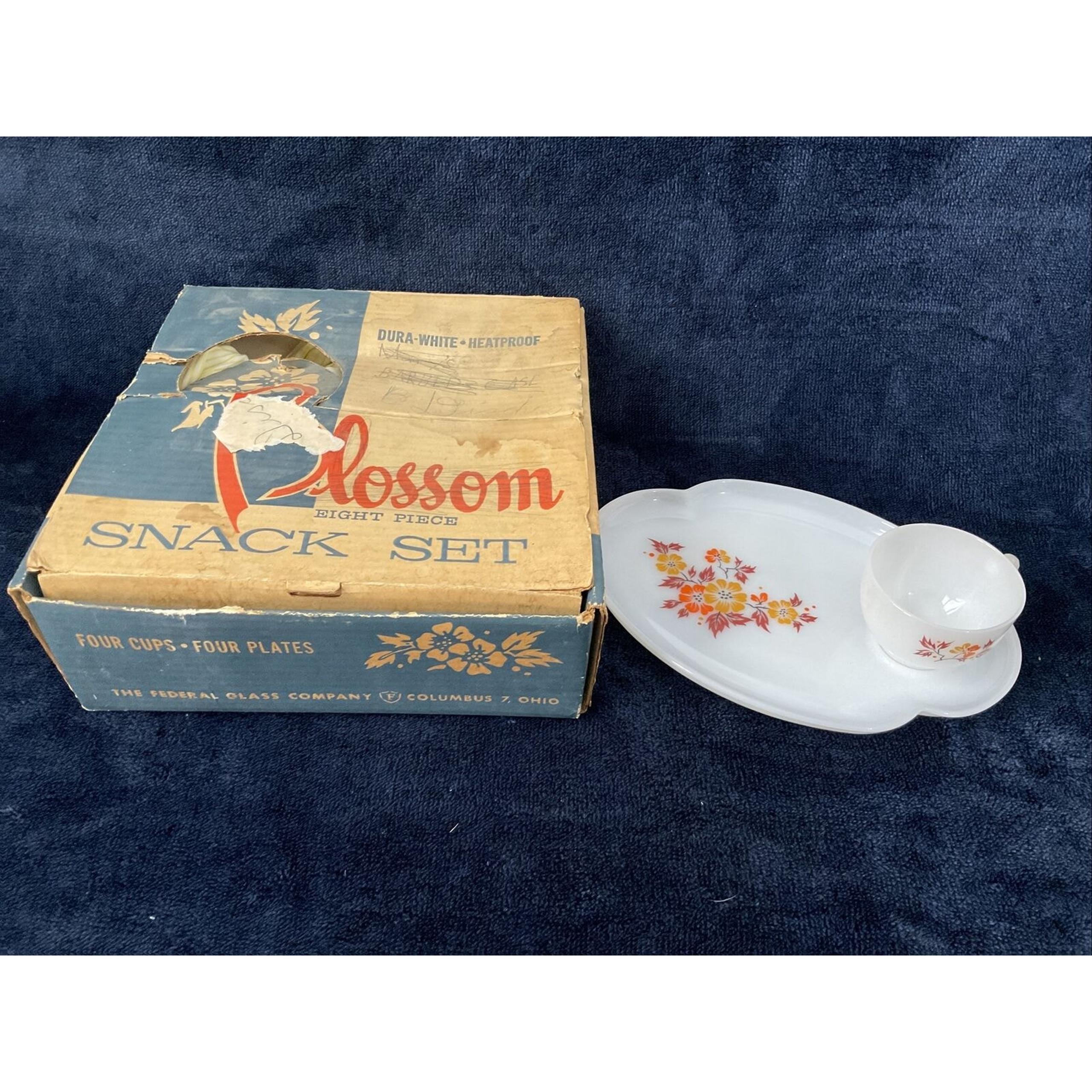 Vintage MCM Blossom 8 Piece Snack Set Federal Glass Dura-White Heatproof