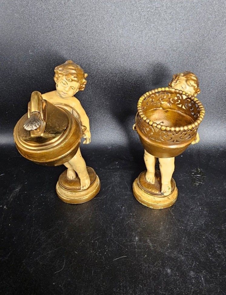 Art Deco/art nouveau brass/bronze cherub boys with a lighter and a basket - detail