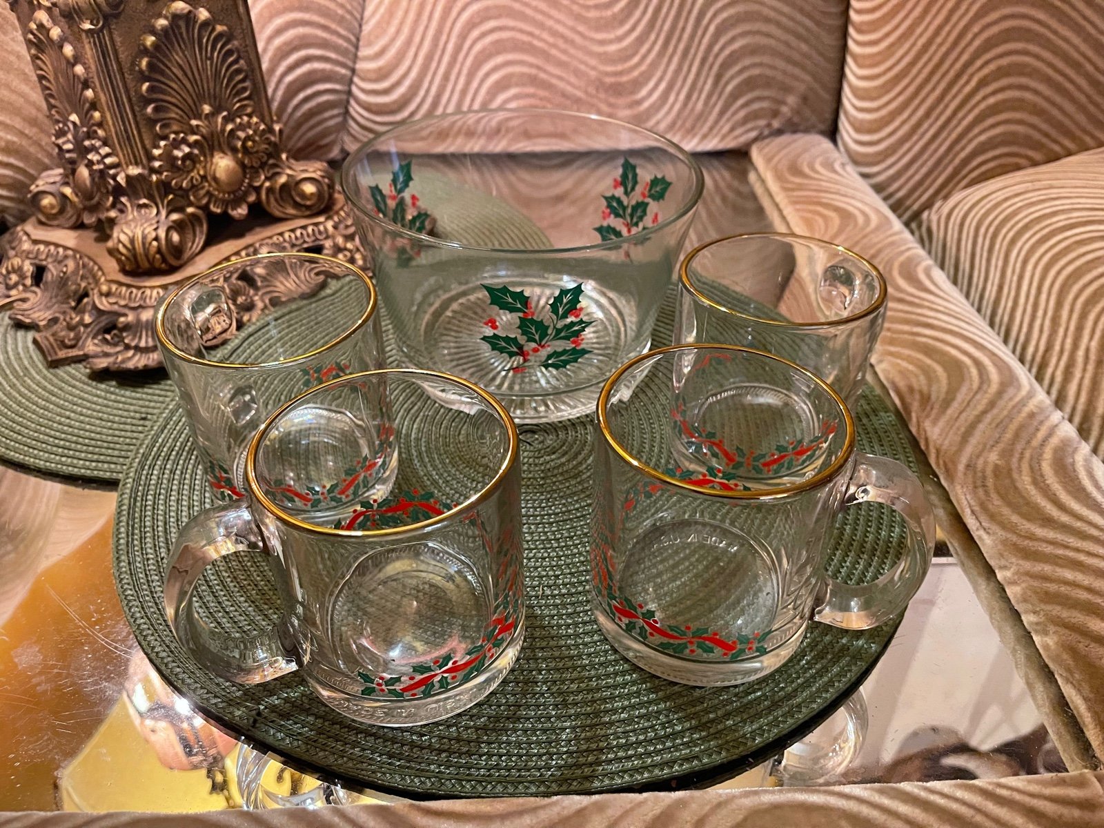 Vintage Indiana Glass Holly & Berries Ice Bucket Eggnog Bowl with 4 Cups