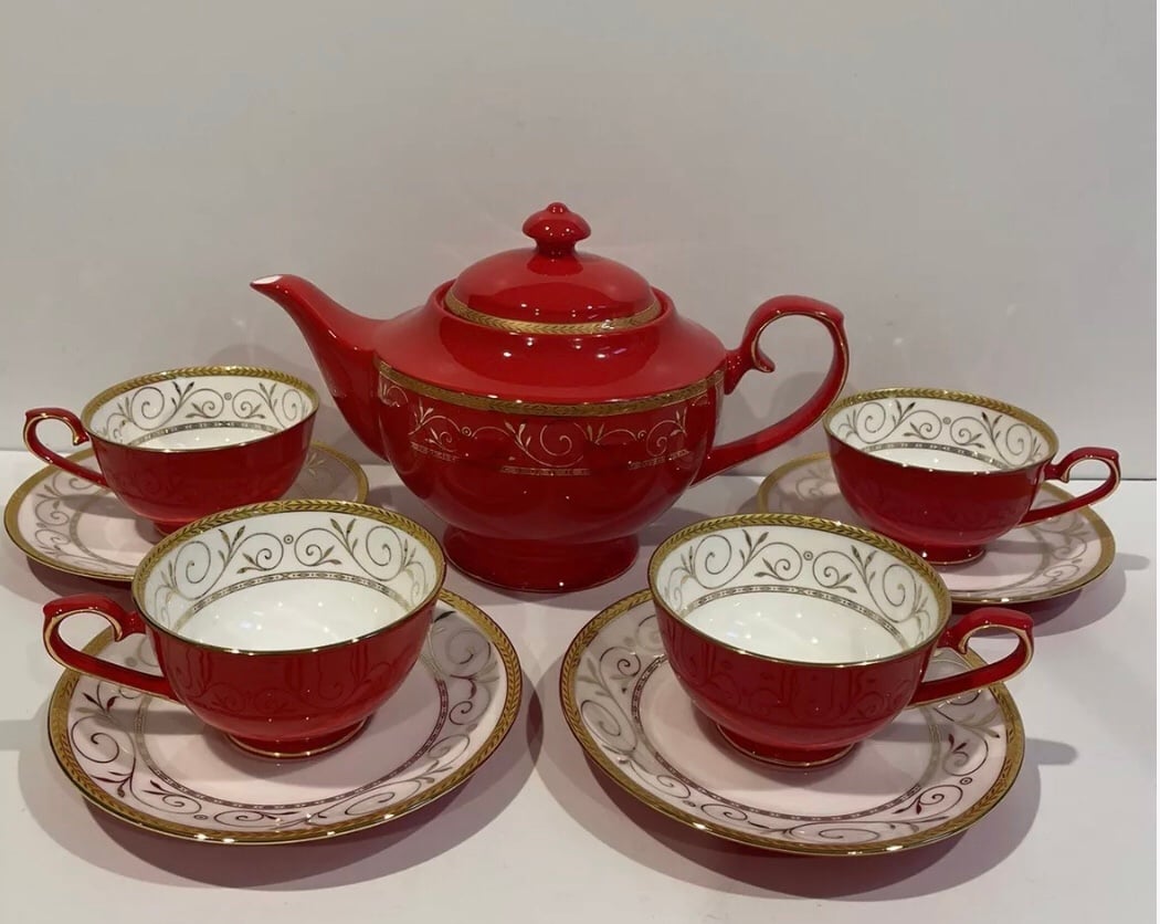 Teavana Exclusive Collection 10pc Tea Set Red & Gold Filigree Bone China