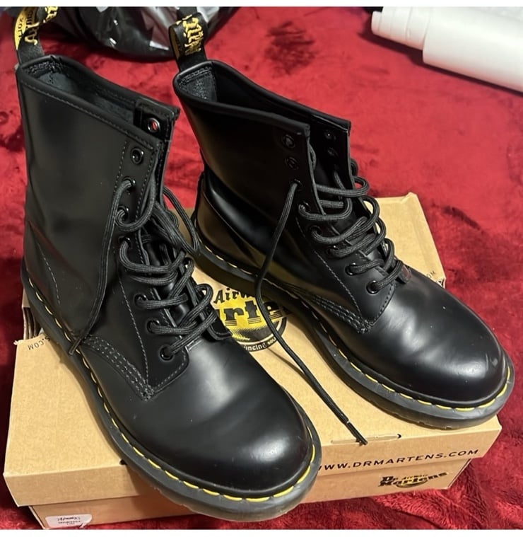 Dr. Martens 1460 W Smooth Black Boots