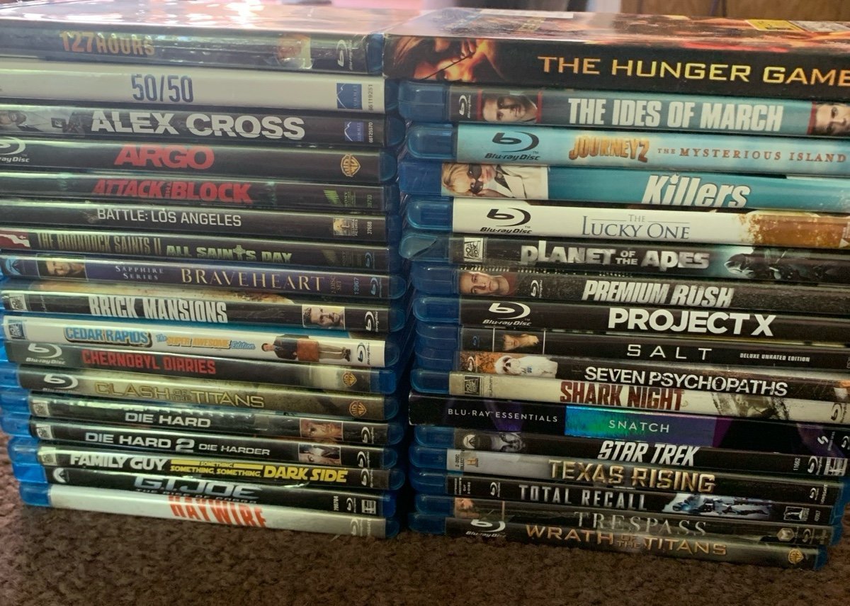 Lot of Blurays Open
