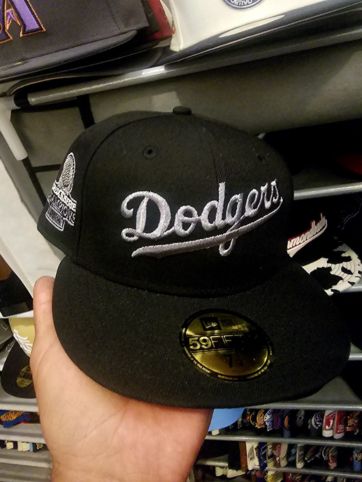 Los Angeles Dodgers 7 1/4
