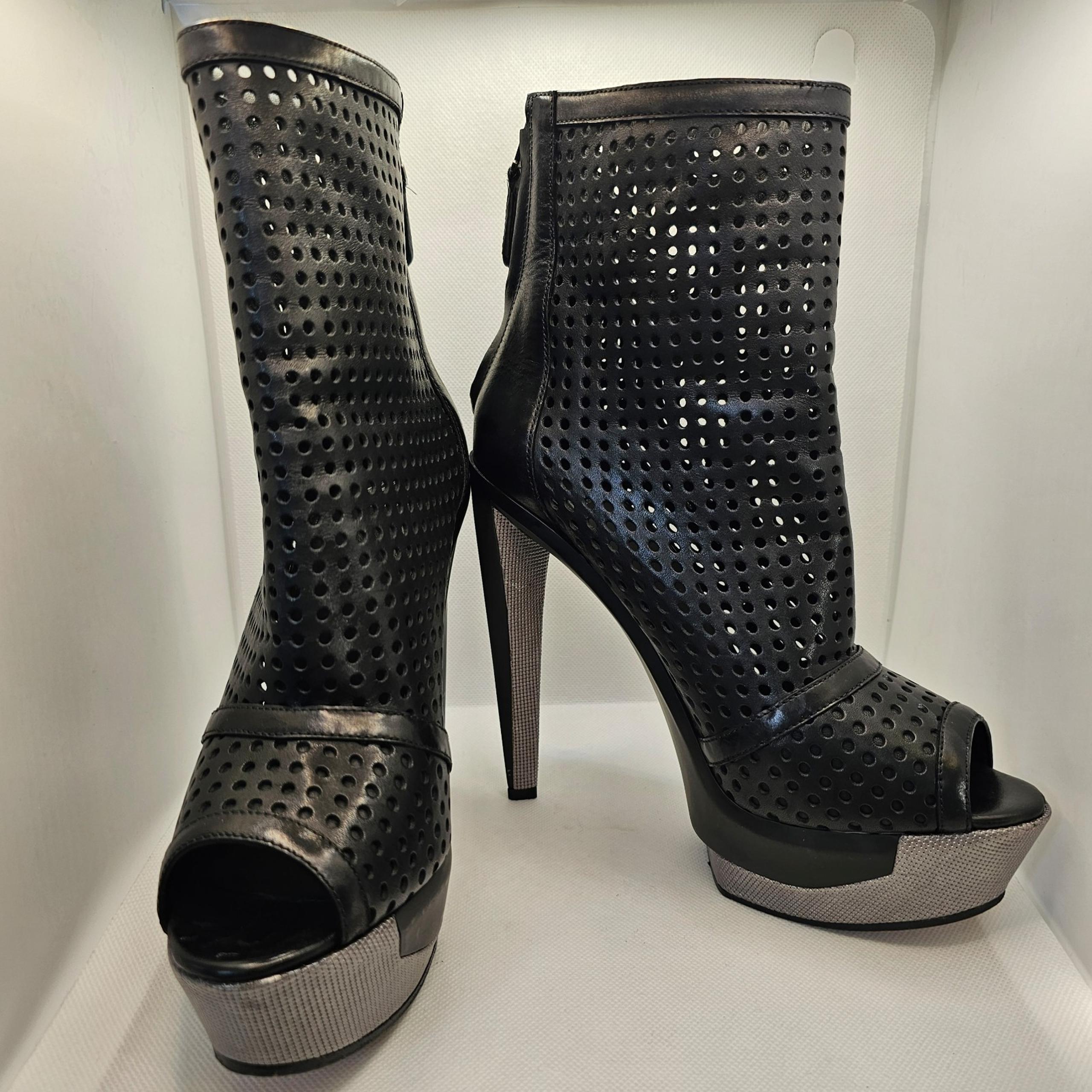 Brian Atwood Ankle Boots Bootie Women 7.5 Black Platform Silver Heel Shoes Boot