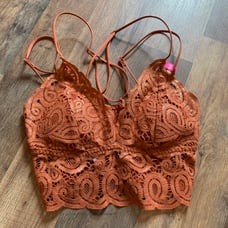 VS PINK Rust colored scalloped crochet lace bralette