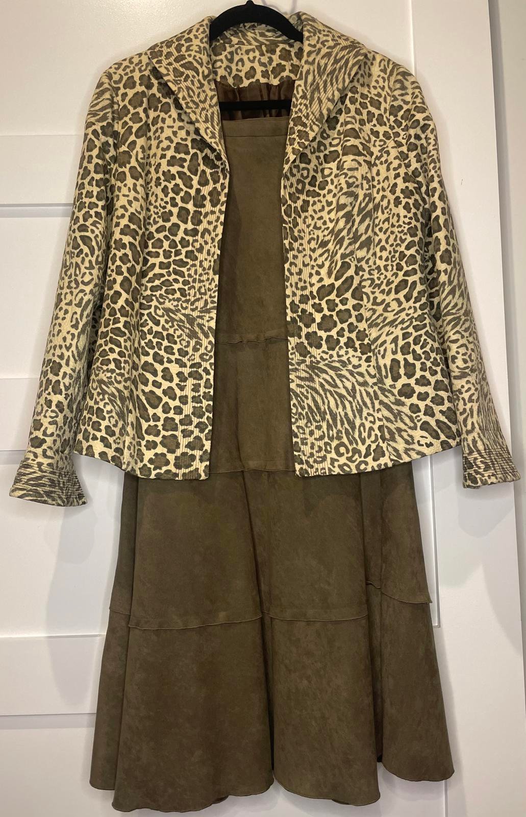 Unbranded Women's Chic Leopard Print Jacket & Suede Multi-tiered Lined Skirt Set