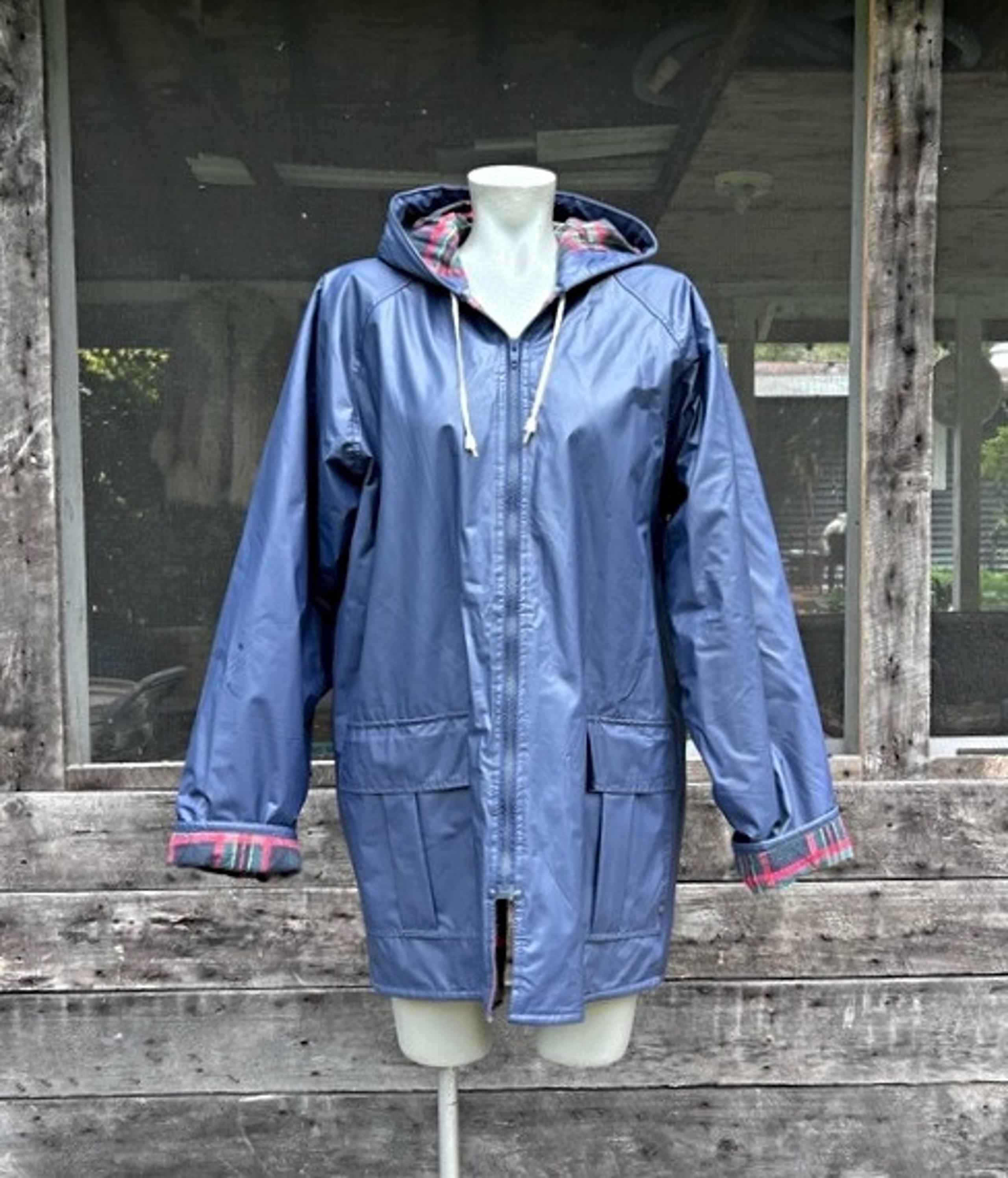 Vintage Misty Harbor Navy Blue PVC Hooded Plaid Lined Preppy Raincoat~M~
