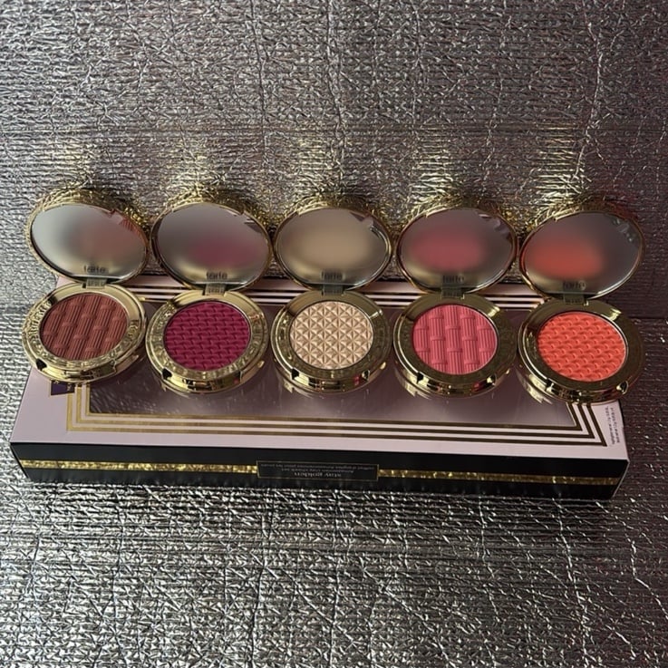New Tarte The Blush Authority Set