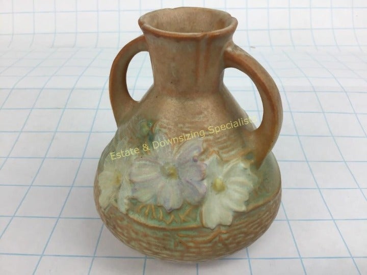 VC: Vintage Roseville Cosmos Small Squat
