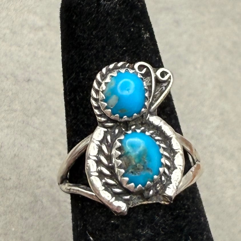 Navajo Sterling Silver and Turquoise Ring, Size 6.75