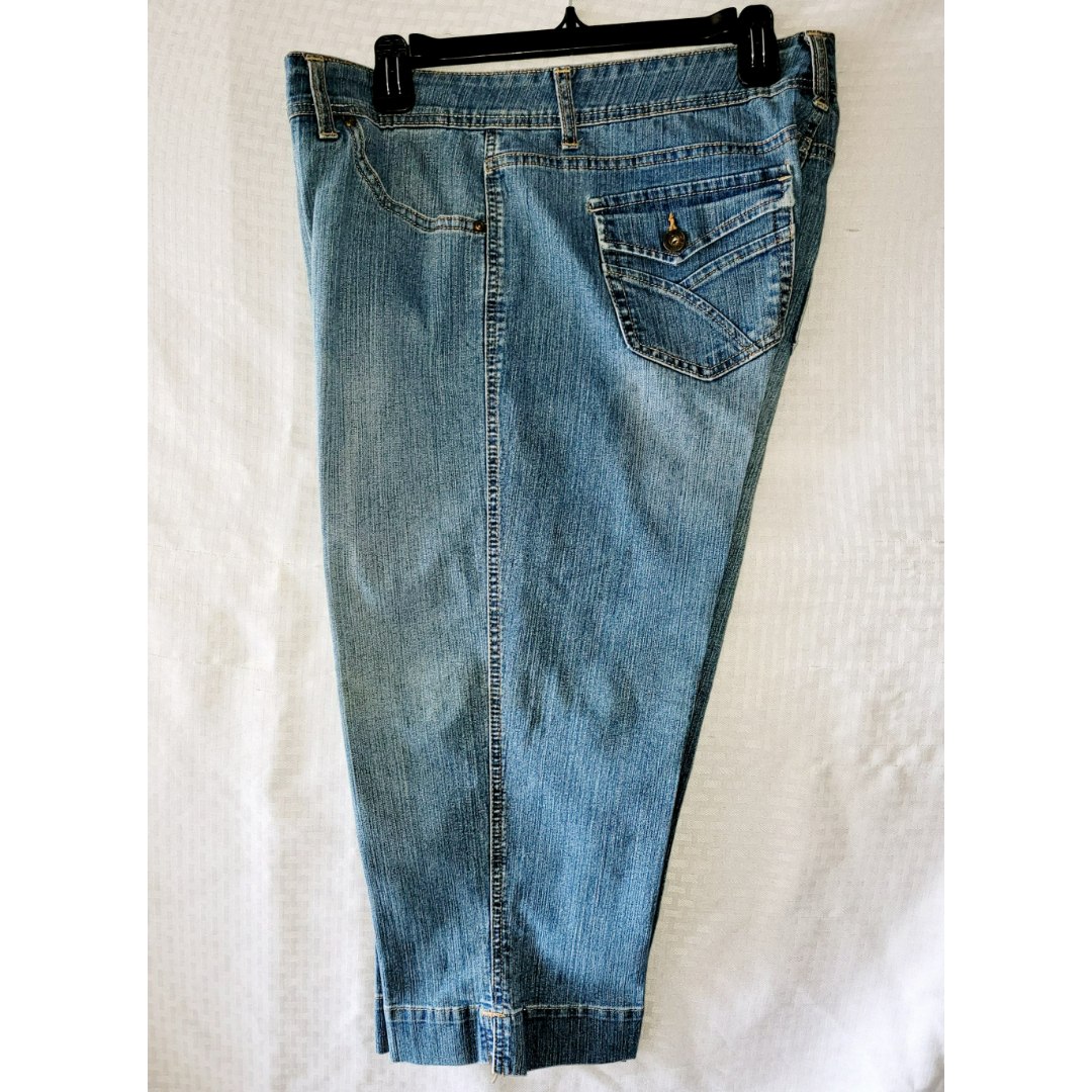 Bandolino Women 16 Plus Size Denim Ankle Crop Jean Dark Wash Denim Jeans