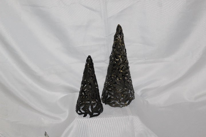 Williams Sonoma Rustic Metal Table Top Trees. Set of 2