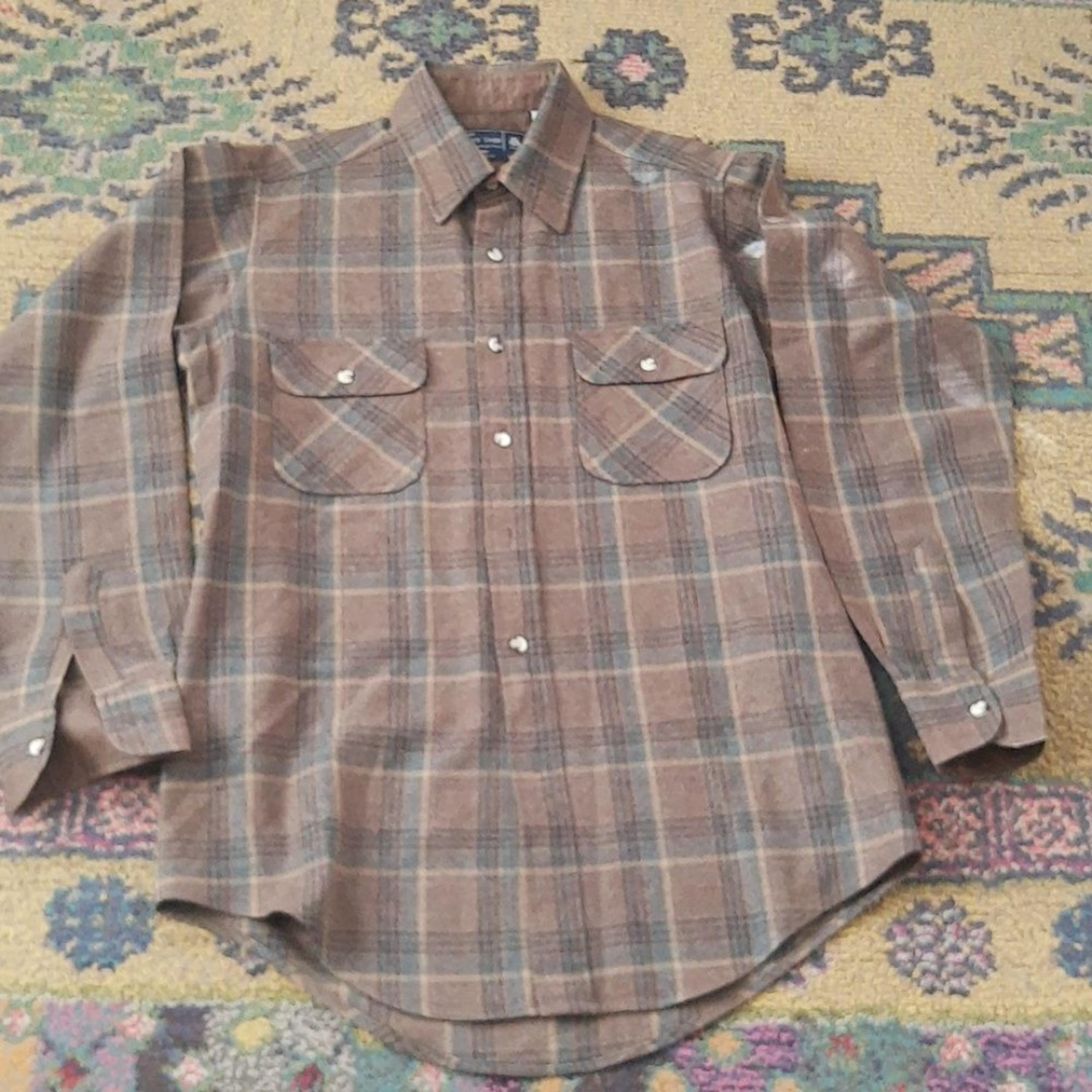 JCPenney VTG Men's MT 100% Virgin Wool Long Sleeve Button Down Flannel Shirt
