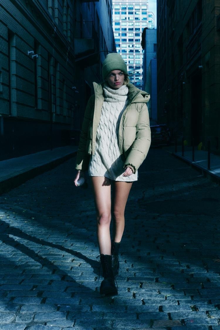 NWT ZARA WIND PROTECTION RUBBERIZED ANORAK SIZE XS