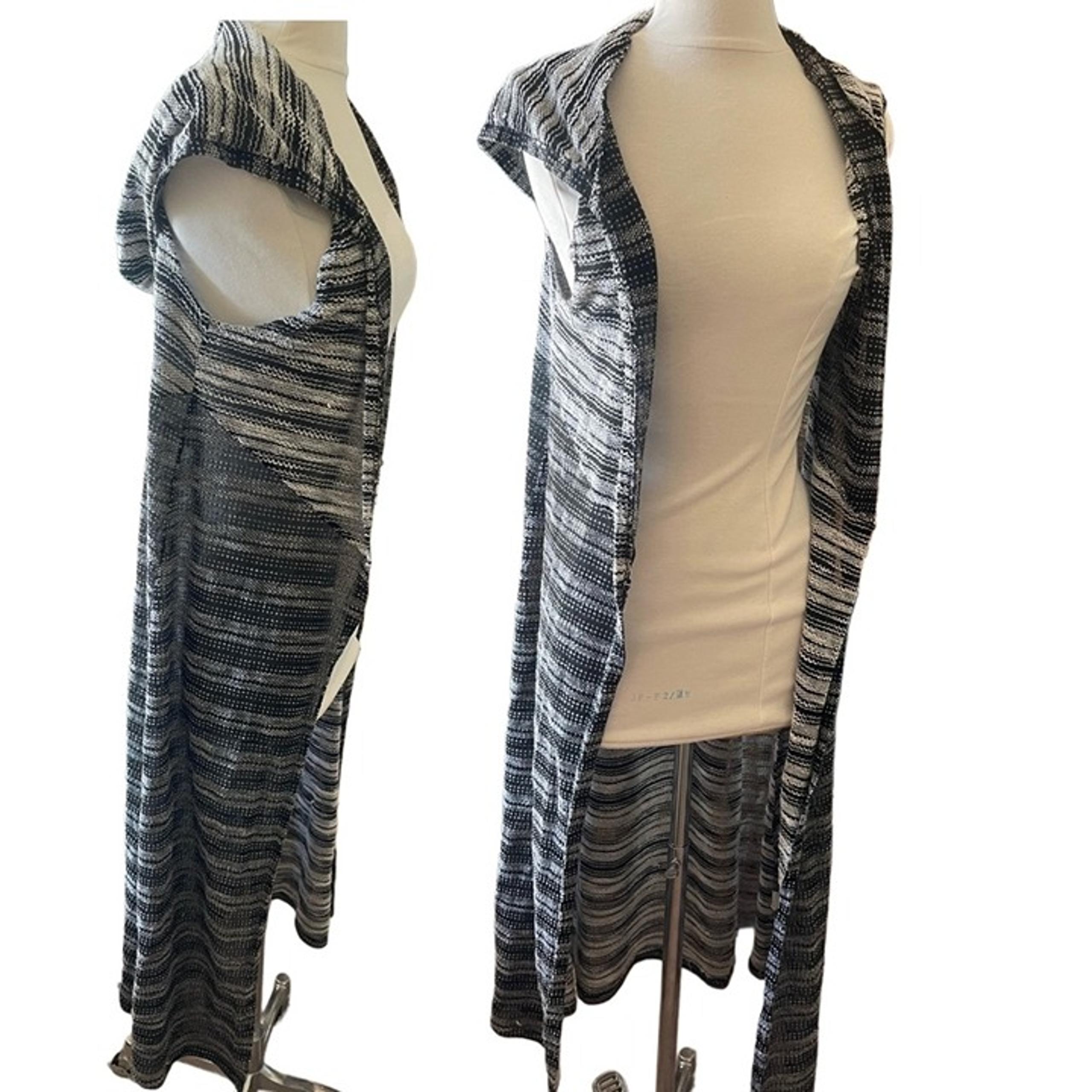 Hooded Maxi Midi Woven Black White Vest Sleeveless cardiagn womens