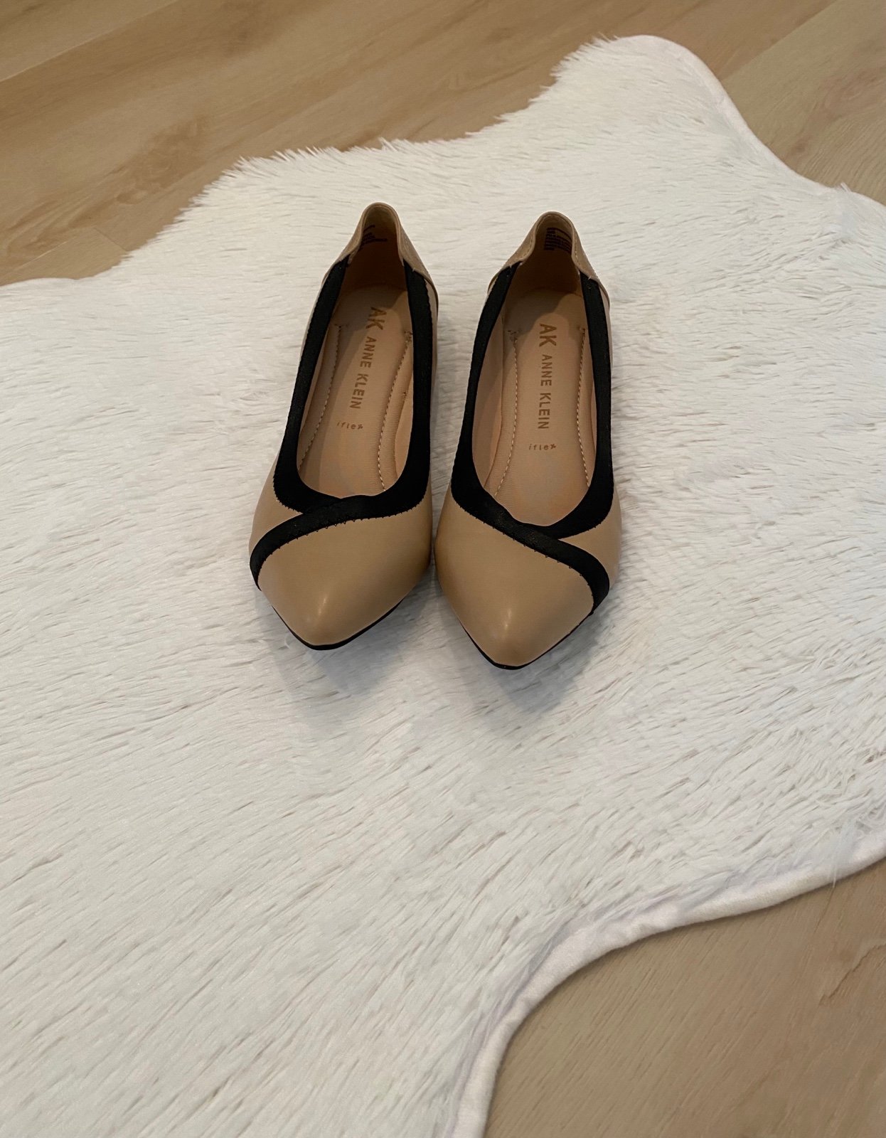 Anne Klein Women’s Shoes Size 10 M Closed Toe Flats Slip On iflex Rubber Sole