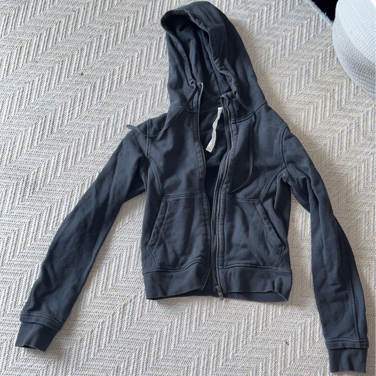 Lululemon sweater